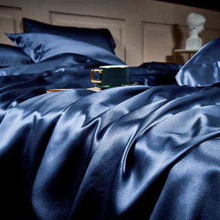 Arya Blue 25 Momme Mulberry Silk Duvet Cover Set